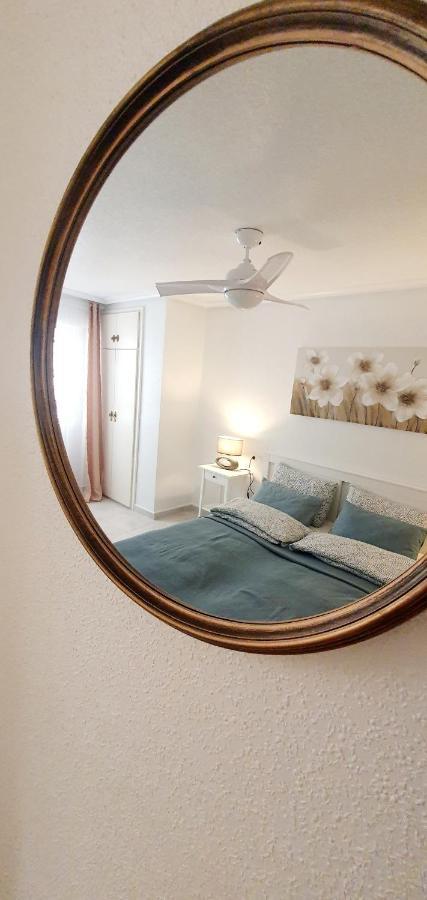 Apartments On The Beach In Torrevieja Extérieur photo