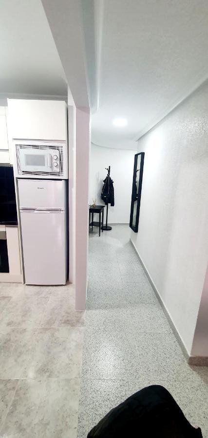 Apartments On The Beach In Torrevieja Extérieur photo
